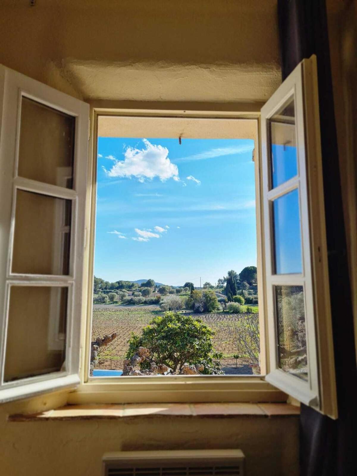 Le Mas Golie Le Castellet  Room photo